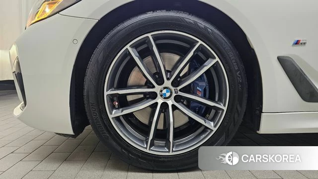 BMW 5 Series (G30) id 4936918 из Кореи 25