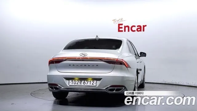 Hyundai The New Grandeur IG Hybrid id 2859753 из Кореи 14