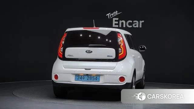 Kia Soul EV id 3612690 из Кореи 14