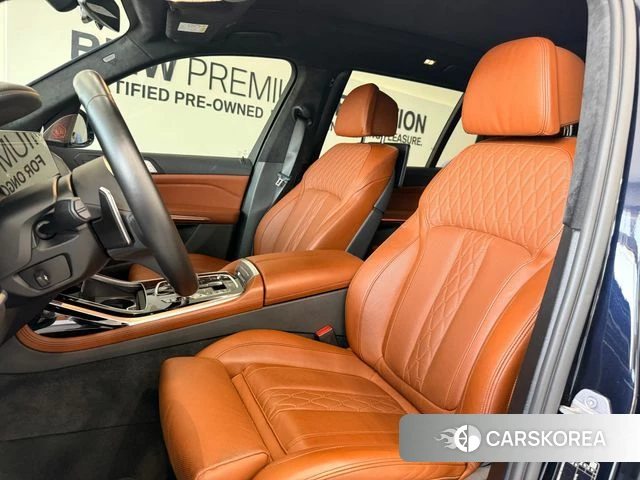 BMW X7 (G07) 2022 Черный из Кореи, фото 4