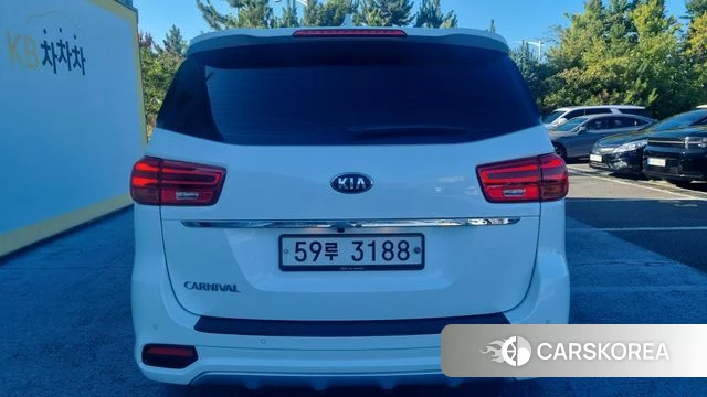 Kia The New Carnival id 4672672 из Кореи 14