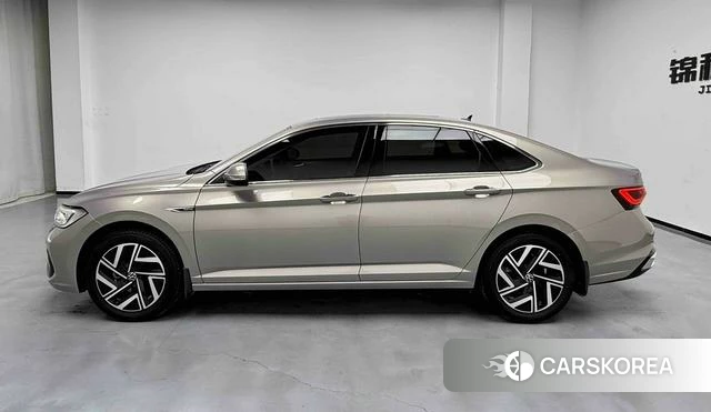 Volkswagen Sagitar id 4273918 из Китая 15