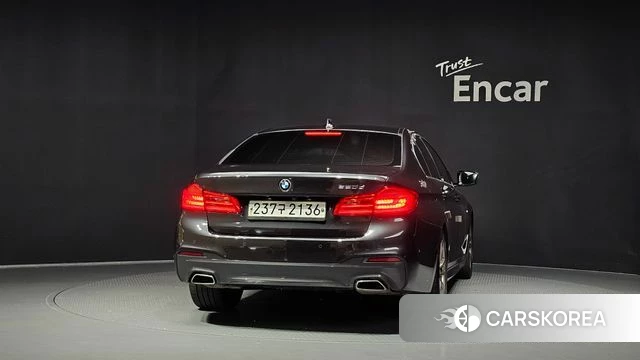 BMW 5 Series (G30) id 4918437 из Кореи 27