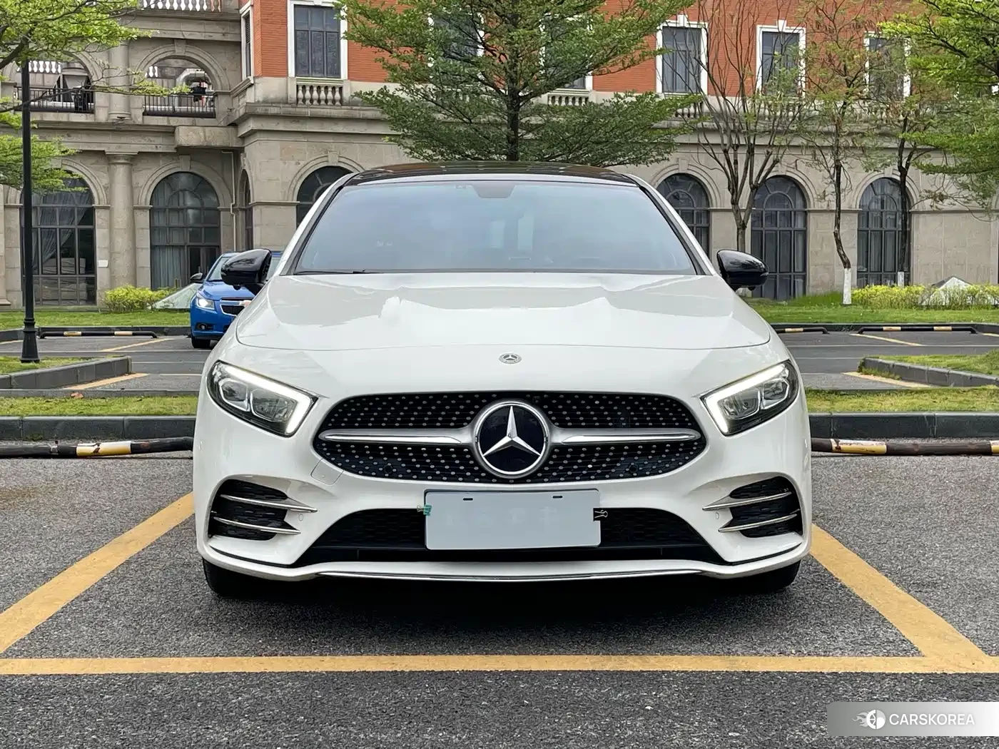 Mercedes-Benz A-Class 2023 Белый из Китая, фото 4