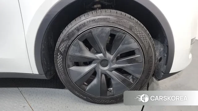 Tesla Model Y id 3763336 из Кореи 14