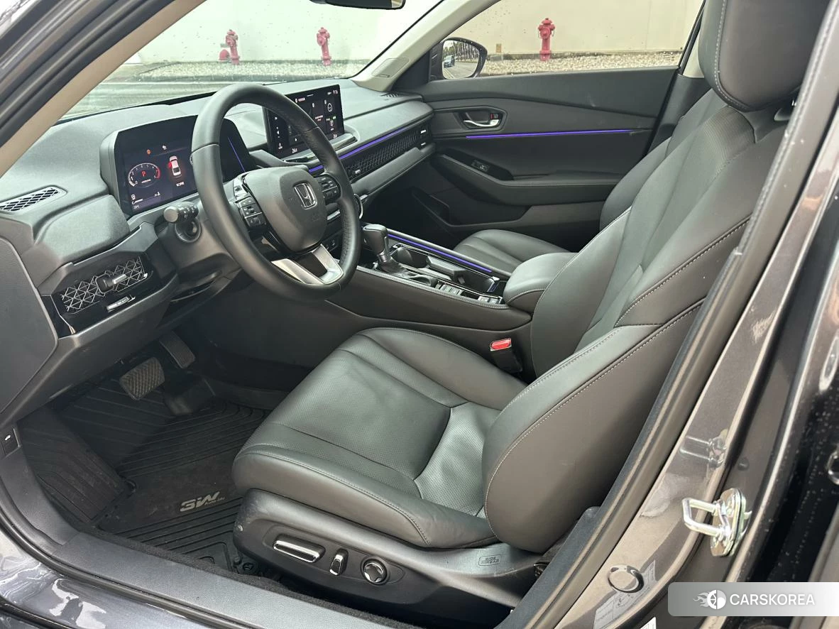 Honda Accord 2025 Серебристо-серый из Китая, фото 5