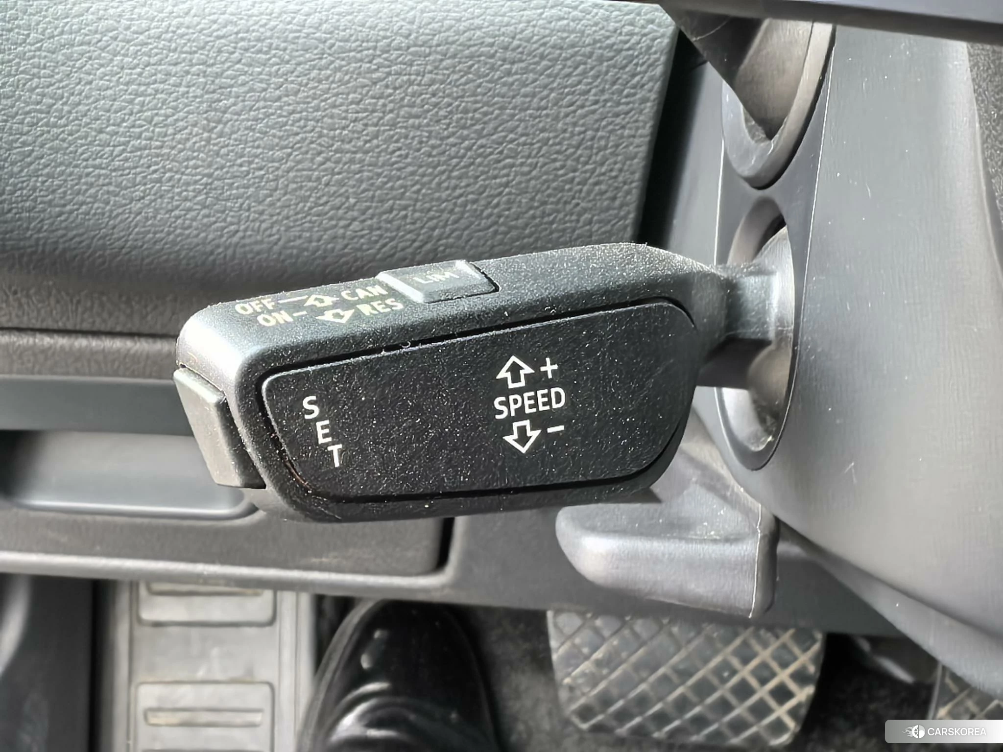 Audi A6L id 4492632 из Китая 16