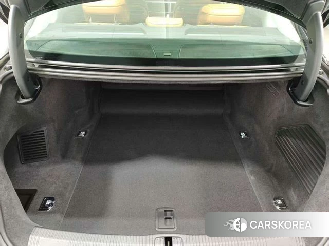 Audi A8 id 4271360 из Китая 11