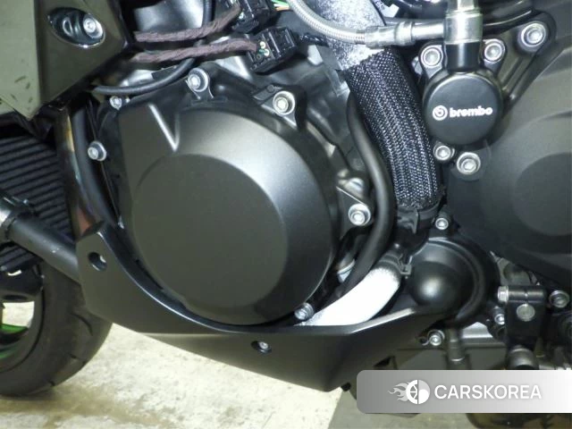 Engine photo