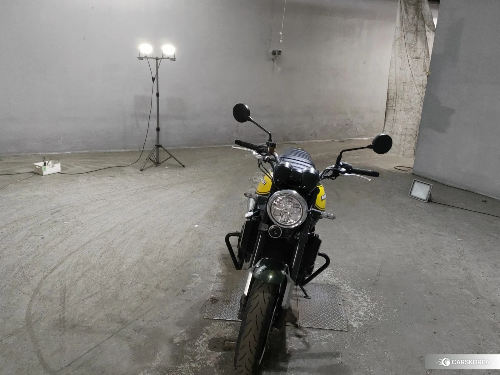 Kawasaki Z900RS 2023 из Японии, фото 4