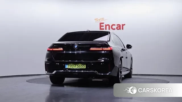 BMW 7 Series (G70) id 3523376 из Кореи 14