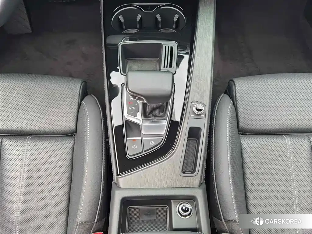Audi A4L id 4514301 из Китая 24