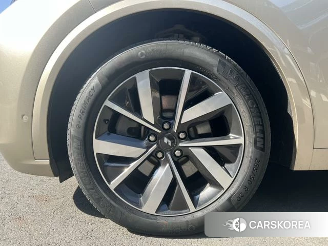 Ideal car Ideal L8 id 3907832 из Китая 13