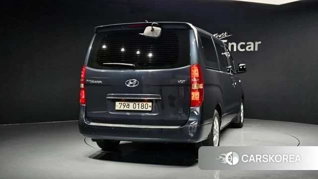Hyundai The New Grand Starex id 4483261 из Кореи 14