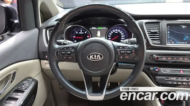 Kia The New Carnival id 2765397 из Кореи 14