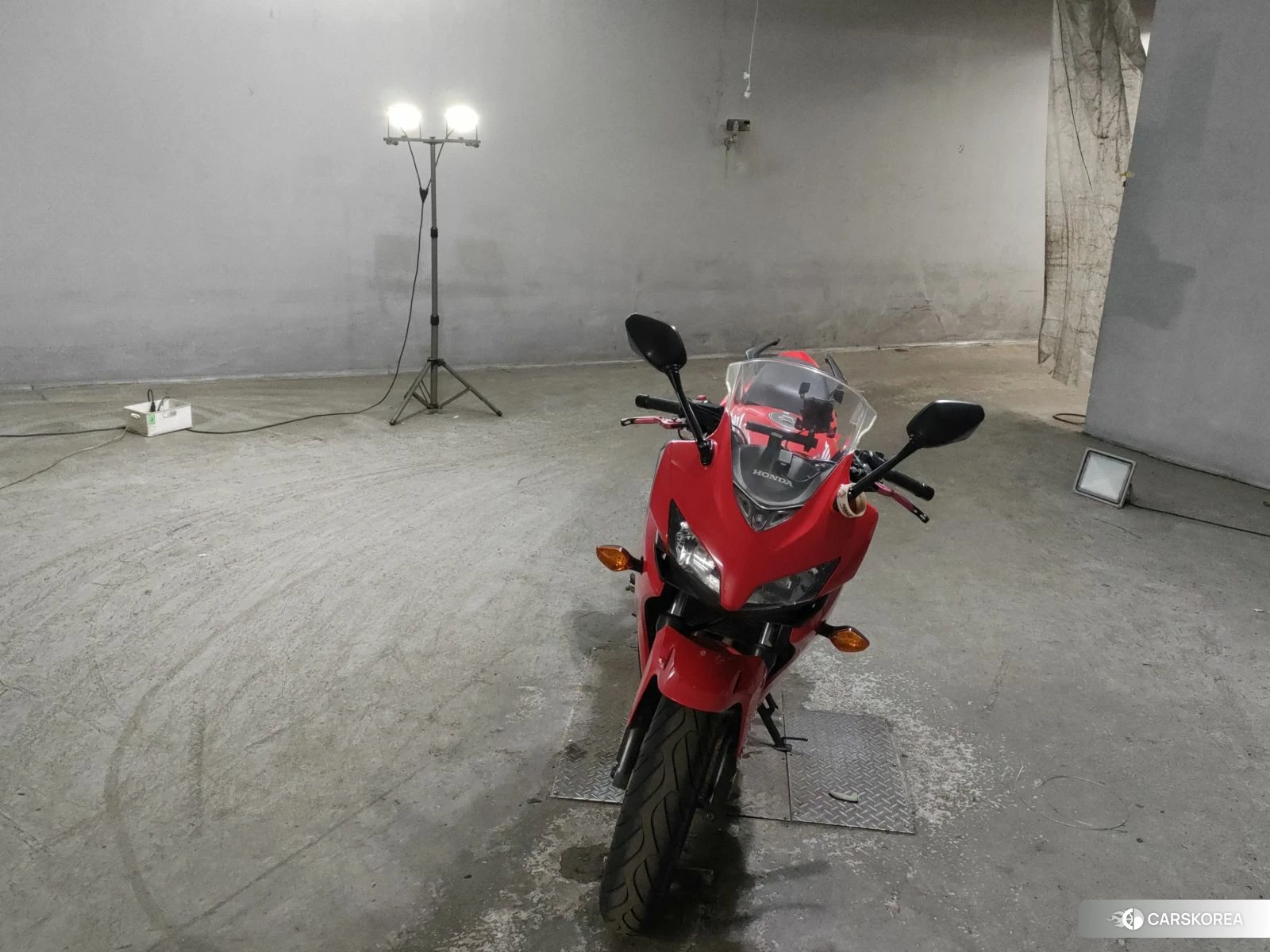 Проданный Honda CBR400R id 3947172 из Японии, фото 4