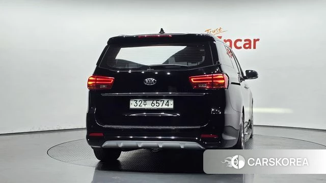 Kia The New Carnival id 4930969 из Кореи 24