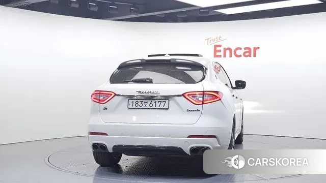 Maserati Levante id 3510101 из Кореи 14