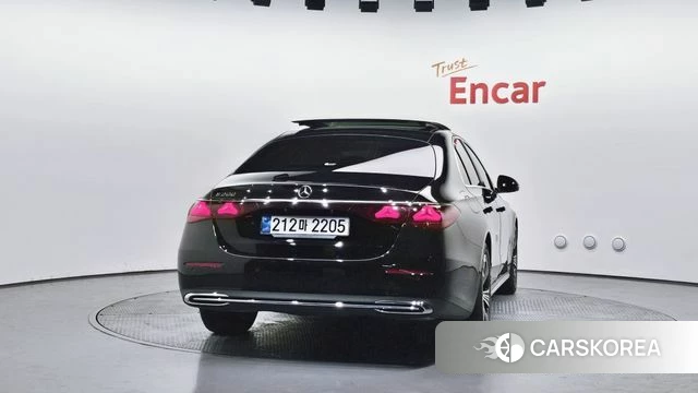 Mercedes-Benz E-Class W214 id 4548870 из Кореи 14