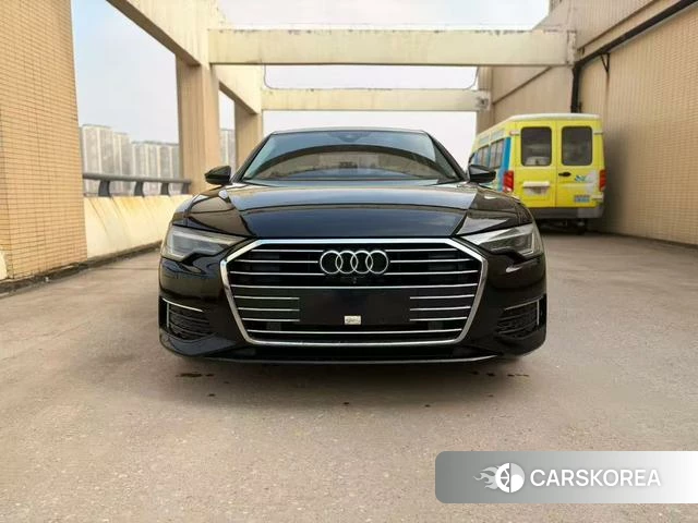 Audi A6L 2021 Черный из Китая, фото 4