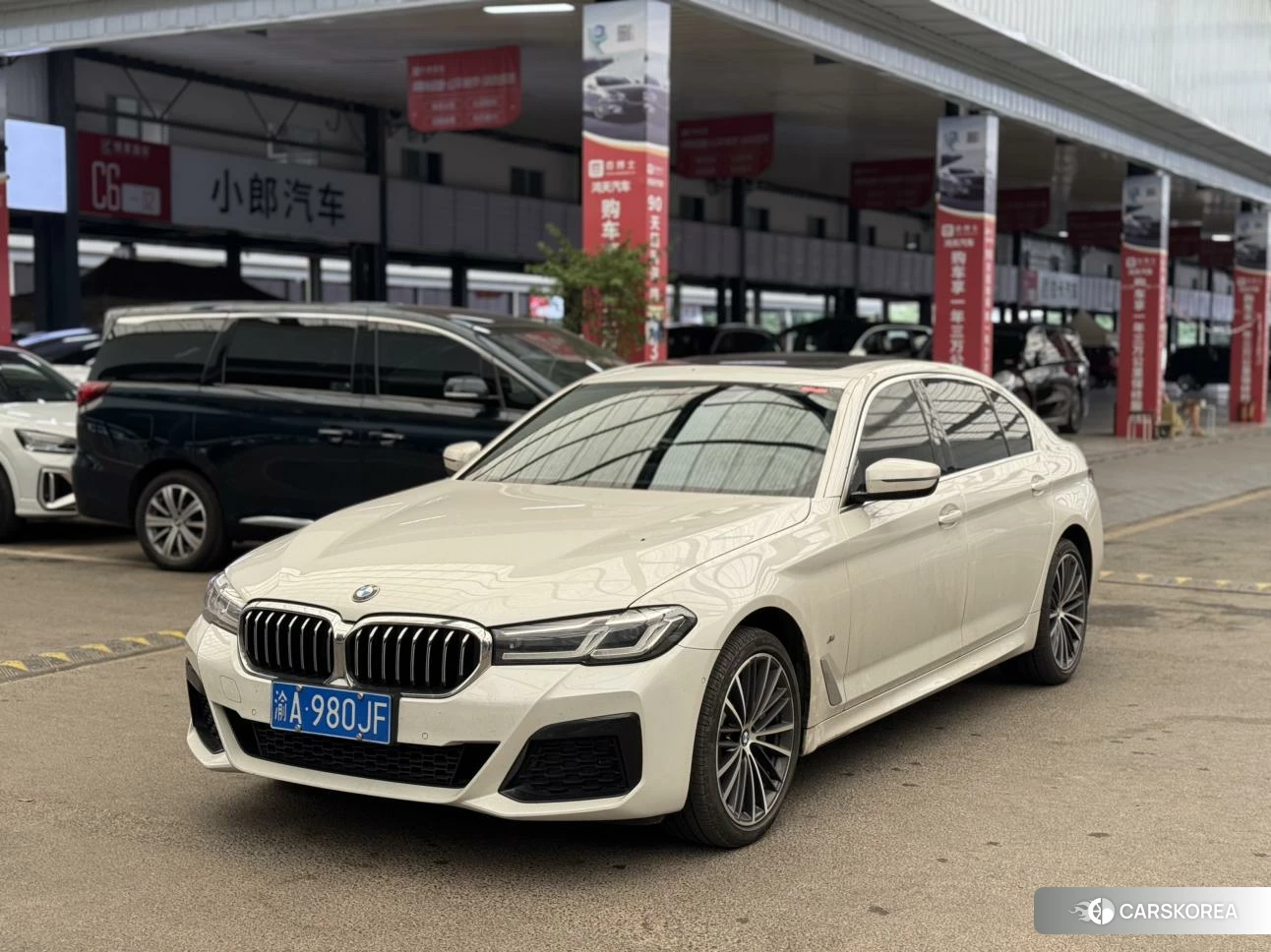 BMW 5 series 2022 Белый из Китая, фото 4
