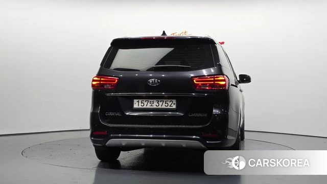 Kia The New Carnival id 3801140 из Кореи 14