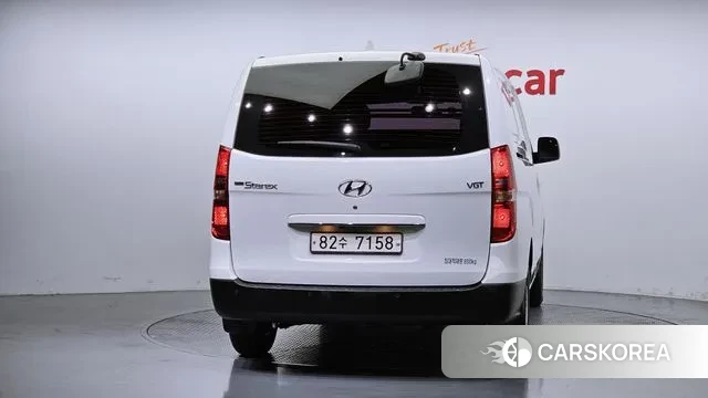 Hyundai The New Grand Starex id 2885581 из Кореи 14