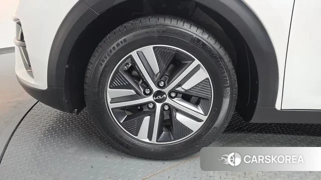 Kia The New Niro id 3416676 из Кореи 14