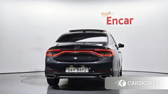 Hyundai Grandeur IG id 3014067 из Кореи 14