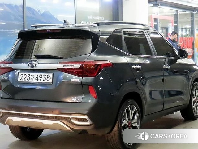 Kia Seltos id 4383986 из Кореи 14