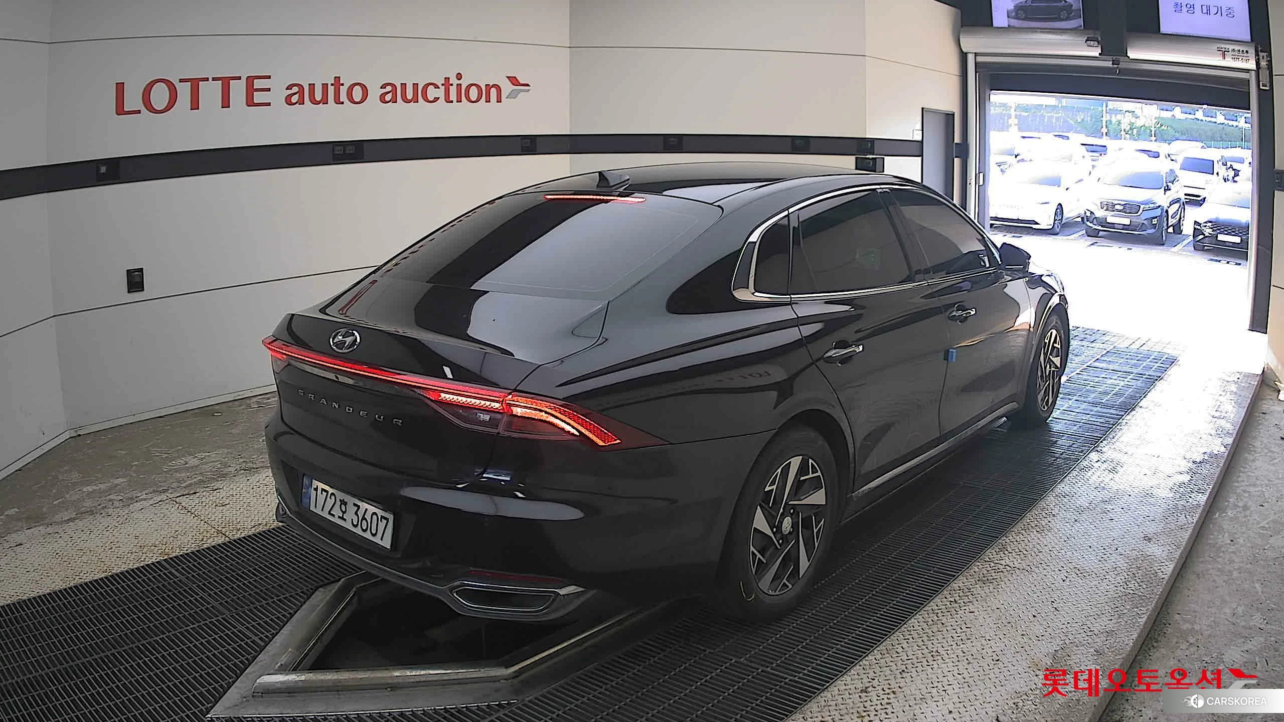 Hyundai Grandeur Hybrid id 4674145 из Кореи 32