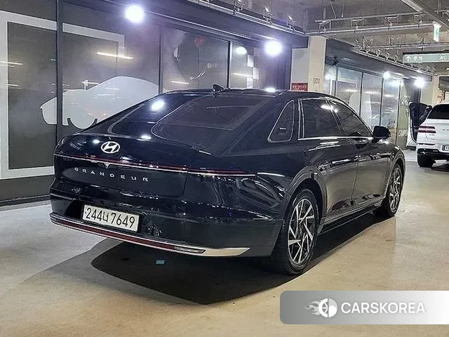 Hyundai Grandeur (GN7) id 3410902 из Кореи 14