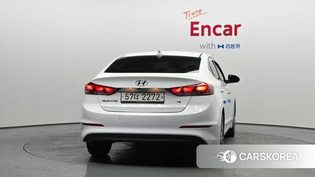 Hyundai Avante AD id 3834949 из Кореи 14