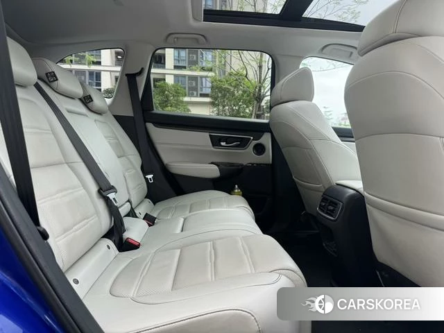 Honda CR-V PHEV id 4335305 из Китая 15