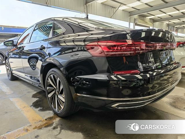 Volkswagen Passat 2026 Черный из Китая, фото 4