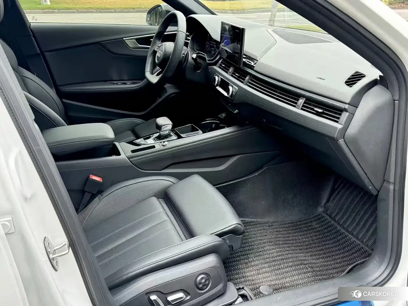 Audi A4L 2025 Белый из Китая, фото 5