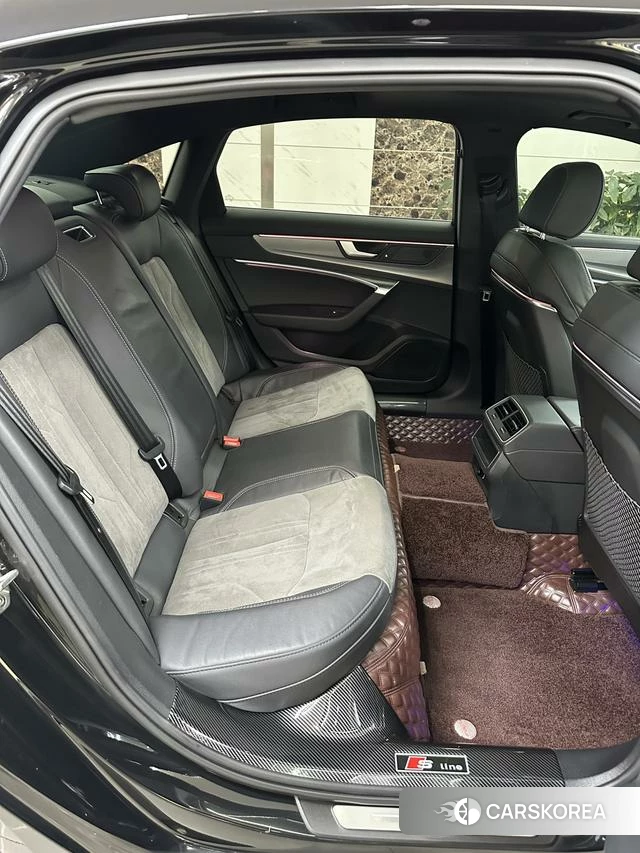 Audi A6L id 4272182 из Китая 15