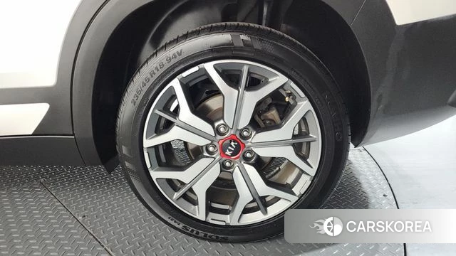 Kia Seltos id 3834248 из Кореи 14