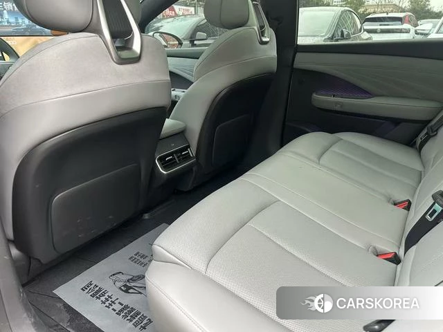 Nissan N7 2025 Серебристо-серый из Китая, фото 4