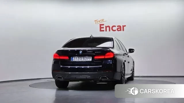 BMW 5 Series (G30) id 3787758 из Кореи 14