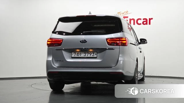 Kia The New Carnival id 4900687 из Кореи 26