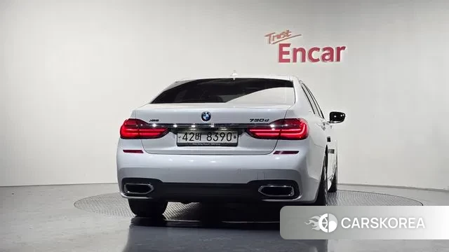 BMW 7 Series (G11) id 3429135 из Кореи 14