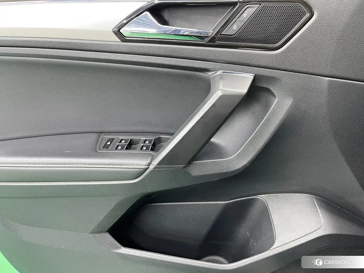 Volkswagen Tiguan L id 4607152 из Китая 24