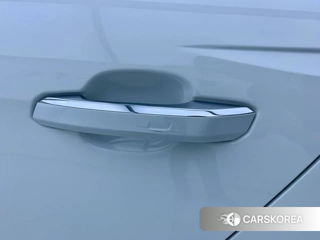 Audi A4L id 4297630 из Китая 23