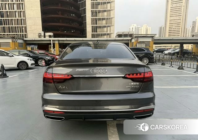 Audi A4L id 4258698 из Китая 9