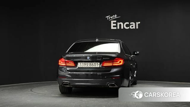 BMW 5 Series (G30) id 4225276 из Кореи 26