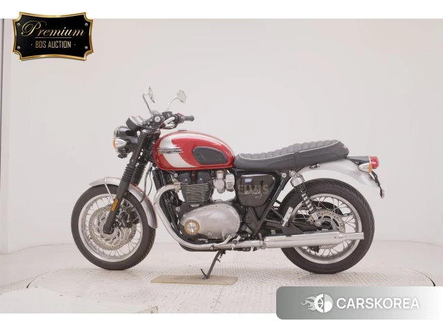 Triumph BONNEVILLE T120 2025 из Японии, фото 2