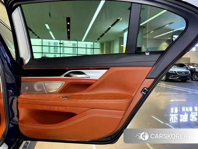 BMW 7 series id 4353256 из Китая 16