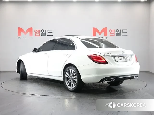 Mercedes-Benz C-Class W205 id 3499207 из Кореи 14