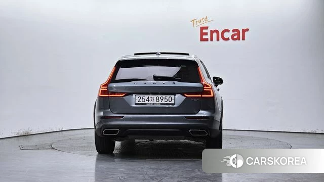 Volvo V60 Cross-Country 2nd Generation id 3879212 из Кореи 14